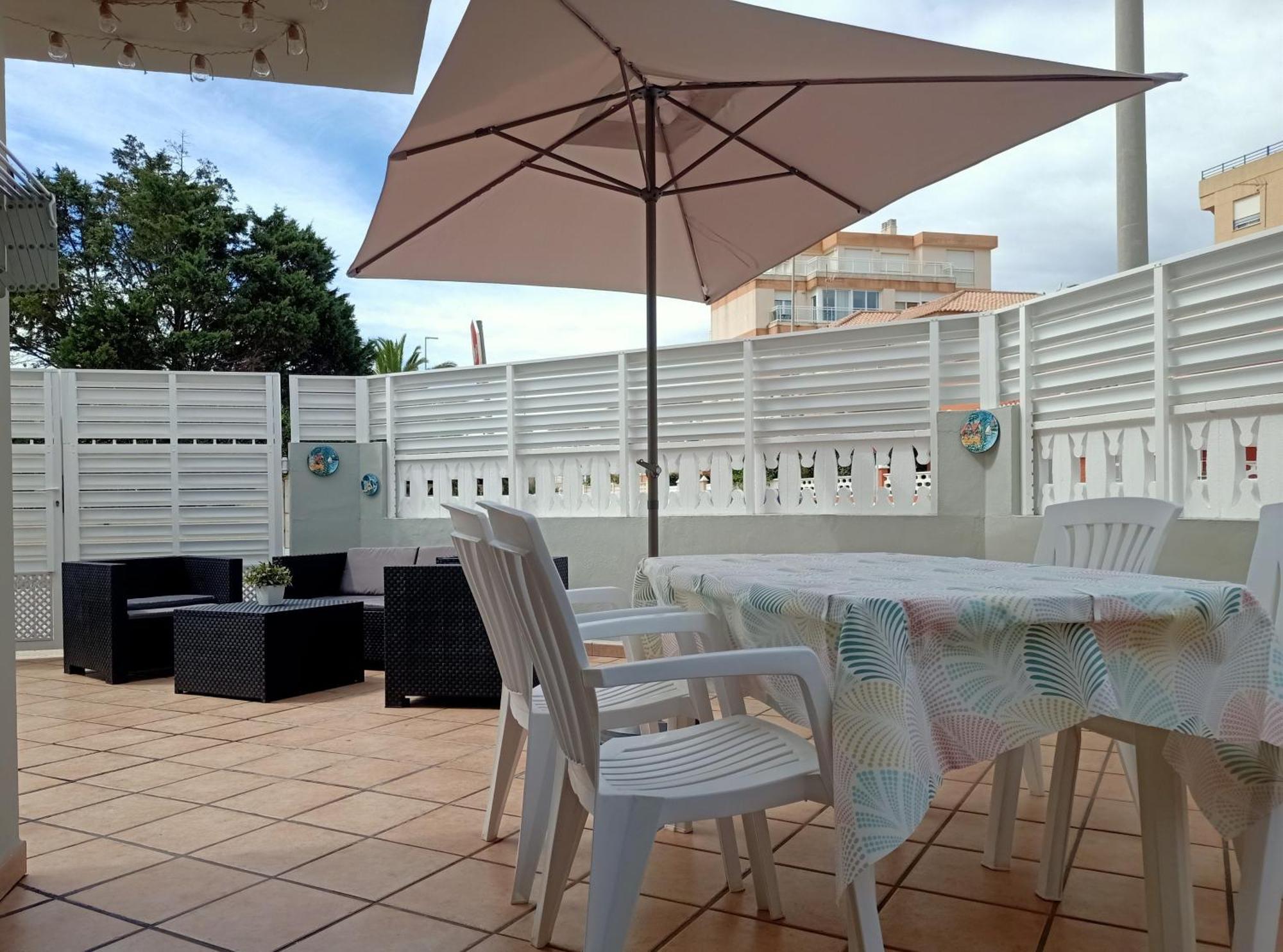 Gran Terraza Cerca Del Mar. Apartament *